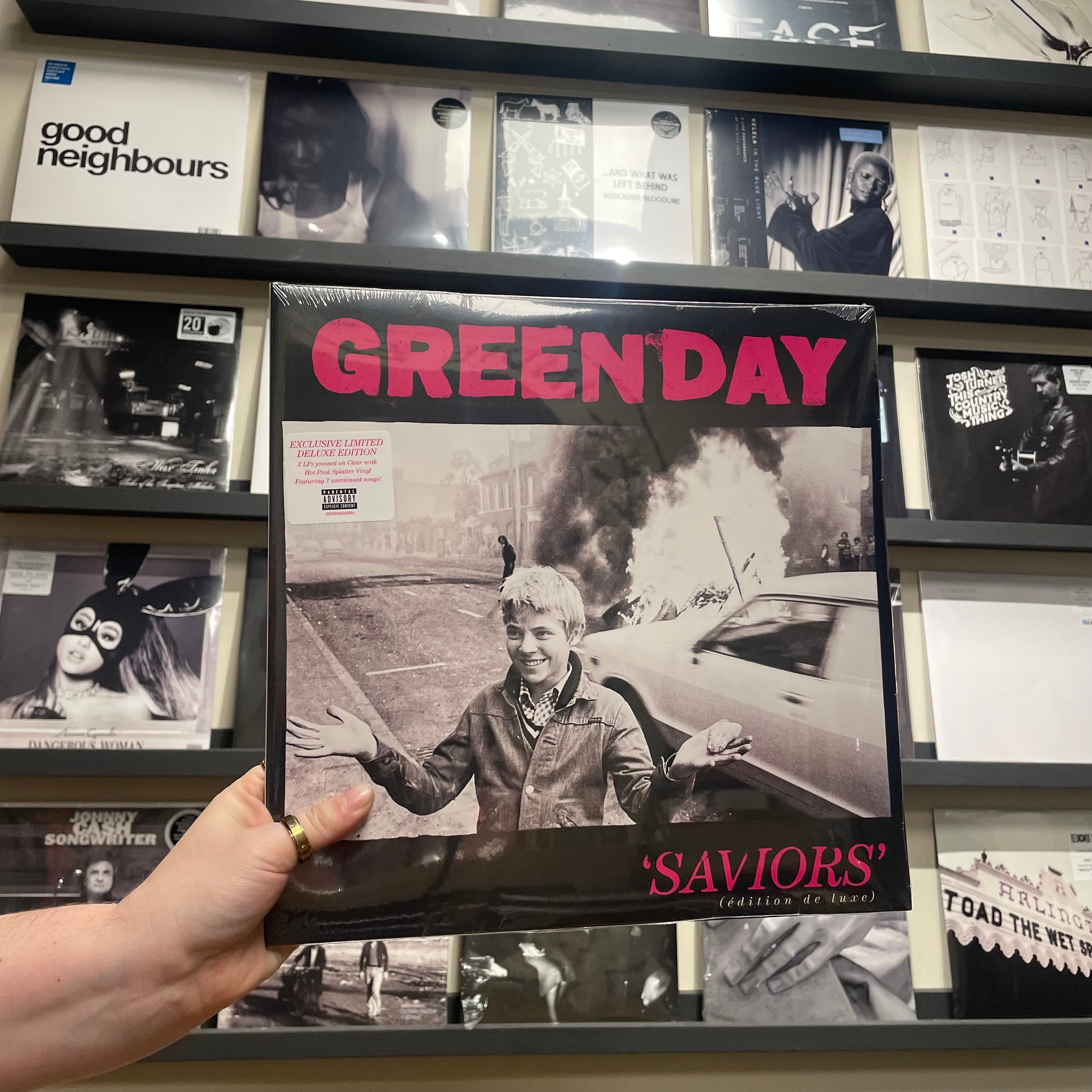 Greenday - Saviors Deluxe | Indie Earth
